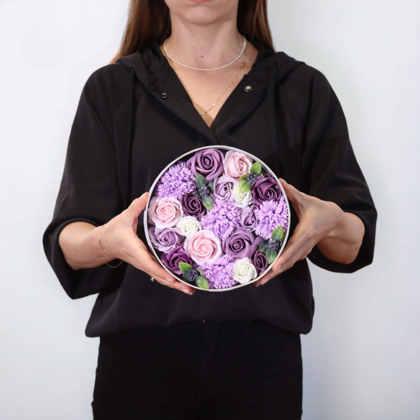 Round Box - Lavender Rose & Carnation